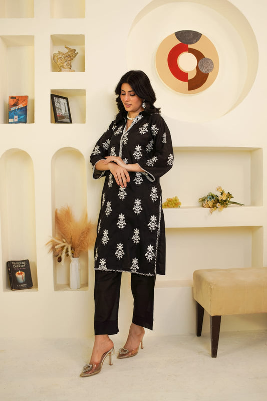 Mah-Jabeen Embroidered 2Pc